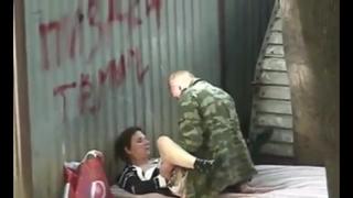best секс бомжей за гаражами 2015 amateur spycam camrip best