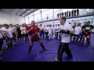 best федор емельяненко перемещение и дистанция в ударной технике striking seminar by fedor emelianenko best