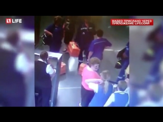 best охрана аэропорта внуково не пустила врачей к умирающему пассажиру best