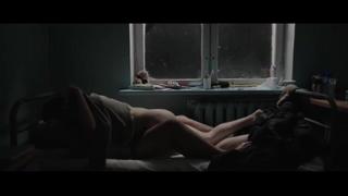 best парень захотел ночью секса от девушки и без разговоров взял её прямо в её постели best