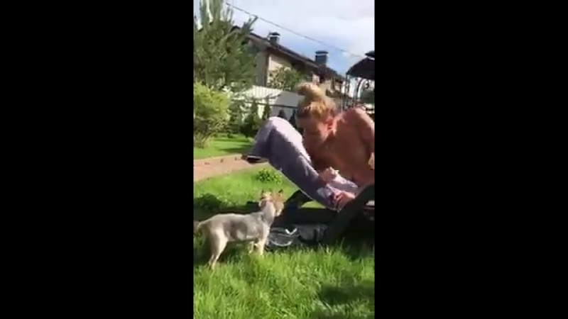 best afina kisser загарает голая с собачкой звезда порно модель best