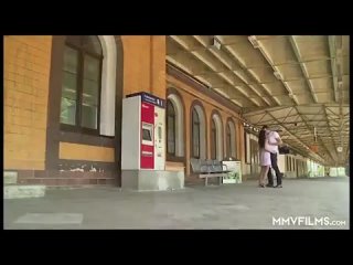 best встретились на железнодорожном вокзале и потрахались в общественном мужском туалете секс на грязном полу около best
