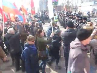 best жители архангельска прорвали полицейскую цепь на митинге best
