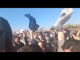 best в иране женщины массово отказываются от атрибута пещерного национализма хиджаба best