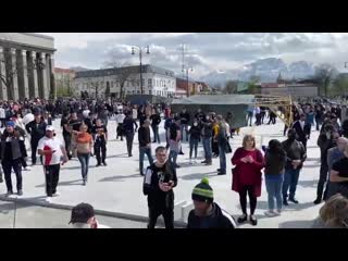 best более 2 тысяч жителей владикааза вышли на митинг против режима самоизоляции best