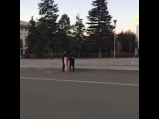 best по барнаулу сегодня утром бегала голая женщина пела и плясала best
