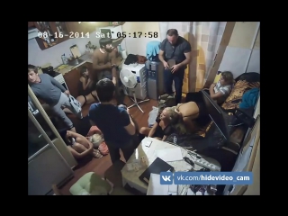 best налёт на хату проституток в москве звук raid to an apartment prostitutes in порно мамка сиськи домашнее best