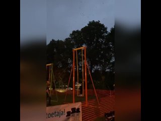 best сейчас бы кататься на качелях солнышком а не вот это вот все best