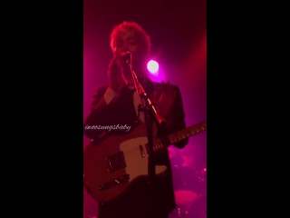 best ik twt is going to degrade the quality but if it didnt youd be able to see him look at me while singing also a best