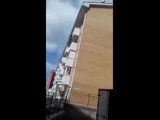 best в улан удэ в 112 микрорайоне сегодня 19 апреля мужчина сорвался с балкона пятого этажа best