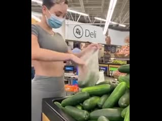 best cucumba i know where that cucumber is going vegetables supermarket girl best