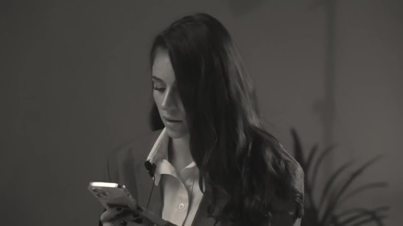 best кто такая адель вейгель эскорт отношения из за денег богатые родители best