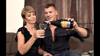 best порно ей 68 старуха попросила выебать её mature gilf granny romana best