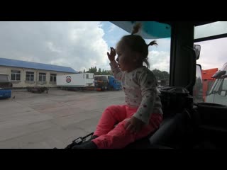 best дальнобойщик взял в недельный рейс свою маленькую дочь и жену best