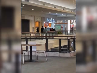 best тем временем в магазине sams jewellers в торговом центре solano в фэрфилде калифорния best