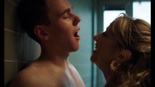 best секс 18 летнего ученика и 40 летней учительницы в фильме дала школьнику себя трахнуть совратила мальчика кончил best