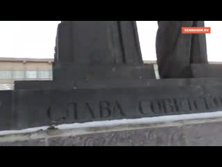 best комсомольцы устроили перфоманс против действий правительства best