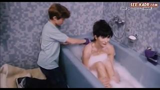 best мальчик и взрослая женщина в душе best