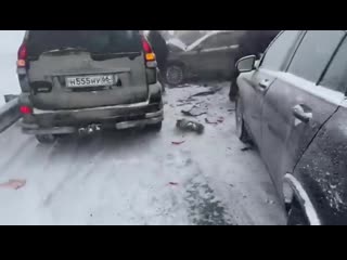 best на трассе екатеринбург челябинск произошло массовое дтп с участием порядка 20 автомобилей best