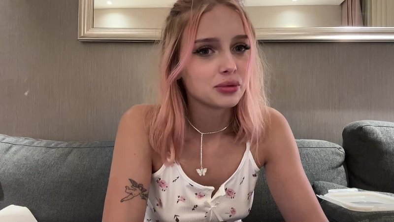 best 为了留住公司的股东们社长送出了自己最得意的美女秘书作为他们的内射玩物一个小穴插入两根鸡巴 aisofa отель дубай 05 03 23 best