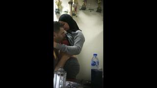 best الفيديو الكامل الفيديو الحصري لسكس ومص الزب لمحجبة مصرية مع رئيس نادي الشيخ زايد الرياضي hd best