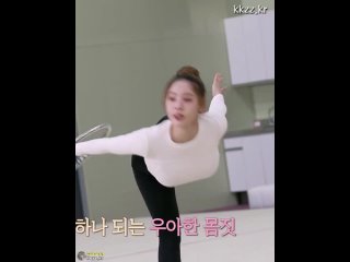 best 은퇴 했어도 여전한 신수지 shin sooji 매의눈닷컴 heye kr create discover and share awesome gifs on gfycat 2 best