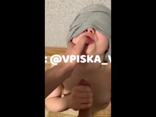 best отсосала хуй с завязанными глазами заставил глотать сперму на камеру секретарша глотает сперму best