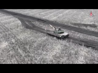 best экипажи танков т 80бв 1 й гвардейской танковой армии группирои войск запад уничтожили вскрытые замаскированные best