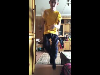 best пацан сошёл с ума и хочет кому то отлизать ебануто прыгая секс порно жесткое ебля дрочка сучки мем подпишись на best