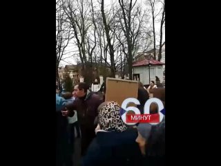 best в тернополе верующим устраивают коридор позора best