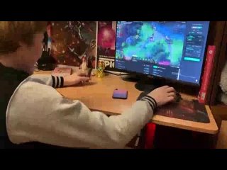 best позвала подругу в бассейне поплавать и киску полизать полное видео можно найти в описании к видео best