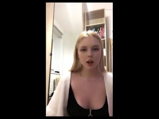 best молодая соска в лифчике трахнулась за лайки в перископ чат рулетка мастурбирует вирт periscope порно секс фулл best