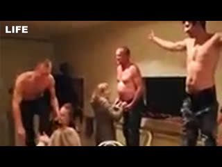 best тюремные надзиратели устроили стриптиз на корпоративе best