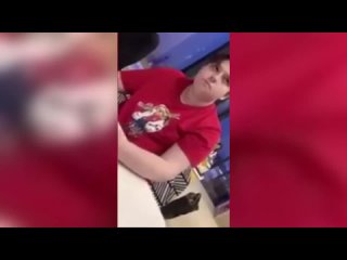 best армяне унижают русского молодые и армянскую девочку за то что они встречаются и кушают за одним столом best