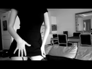 best fuck me 21 эротика erotica romance чулки шпильки платье холодные белые стены кожаный диван милашка в свете софитов best