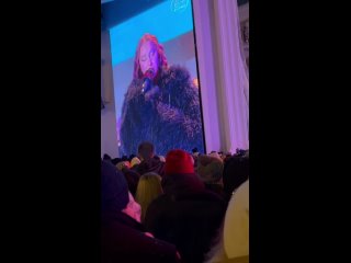 best anna asti впервые после скандала с голой вечеринкой вышла на сцену вднх и выступила на концерте посвященном 8 марта best