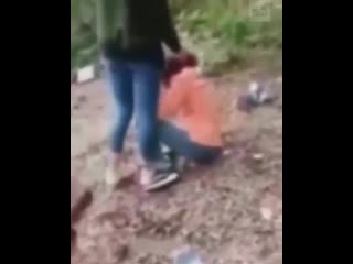 best нравы в элитной гимназии в красноярске молодые ногами избивают одноклассницу и вымогают у нее деньги best