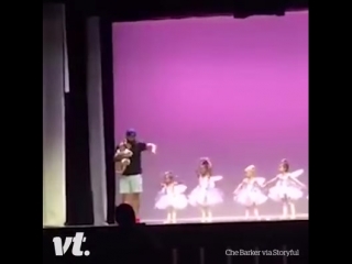 best папе пришлось поддержать дочку best