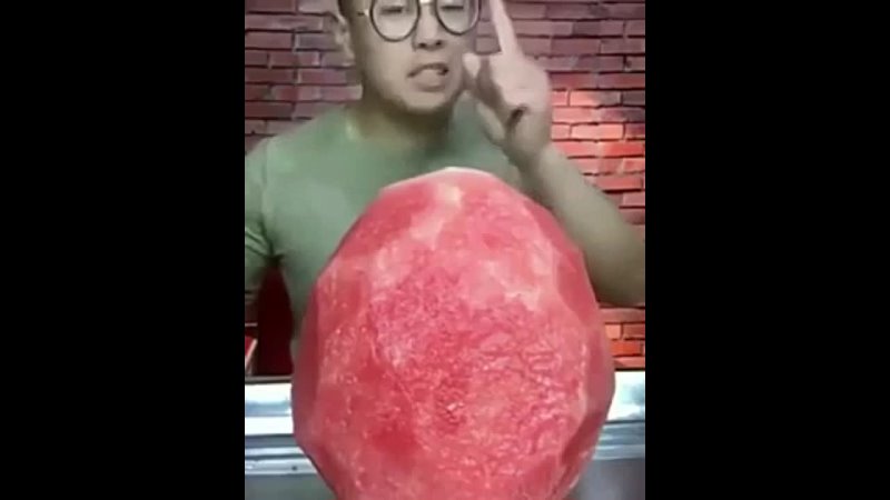 best мама сынок к нам сегодня тётя лида с дочкой в гости придут веди себя нормально я за столом best