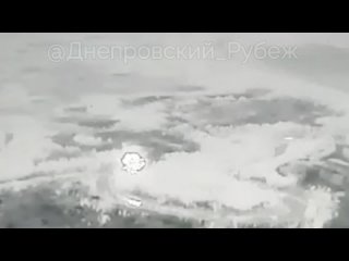 best на левом берегу днепра наша авиация продолжает оказывать бомбовый прессинг даже несмотря на туман украинским best