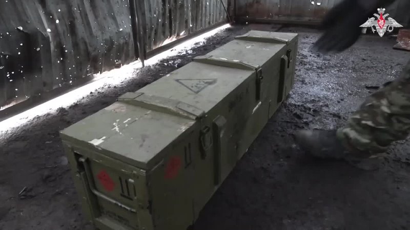 best украинская бмп взлетела на воздух после попадания управляемой ракеты артемовское направление обнаруженная best