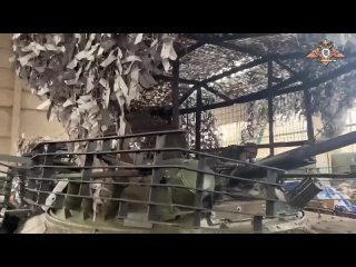 best боевые машины пехоты бмп 2 с дополнительными элементами защиты 5 й отдельной мотострелковой бригады имени а в best