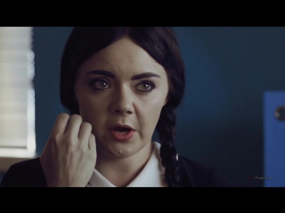 best взрослая уэнсдей аддамс собеседование adult wednesday addams s1 e2 job interview le production best