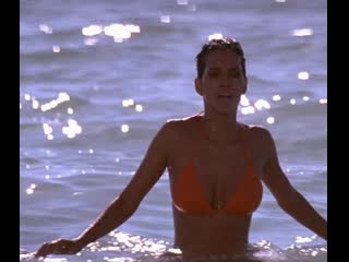 best холли берр голая halle berry die another day best