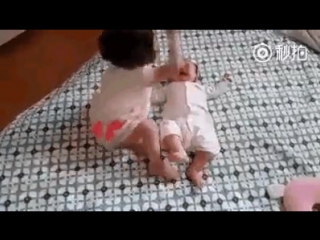 best сестра успокоила брата так мило best