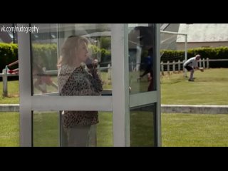 best сиськи хафсии херци hafsia herzi в фильме за сигаретами elle sen va on my way эмманюэль берко emmanuelle bercot best