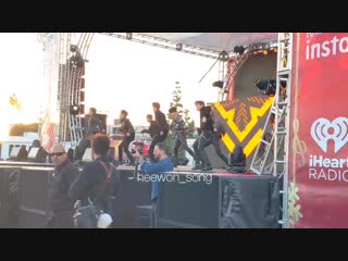 best 30 11 18fancam jingle ball la vilage best
