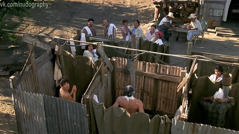 best элизабет пенья elizabeth pena моется голая в фильме ла бамба la bamba 1987 best