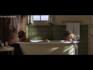 best голая шарлиз терон charlize theron в ванной в фильме голова в облаках head in the clouds 2003 джон дайган best