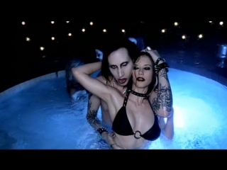 best кайлер ли chyler leigh и marilyn manson в клипе tainted love 2001 hd 1080p голая грудь бикини best